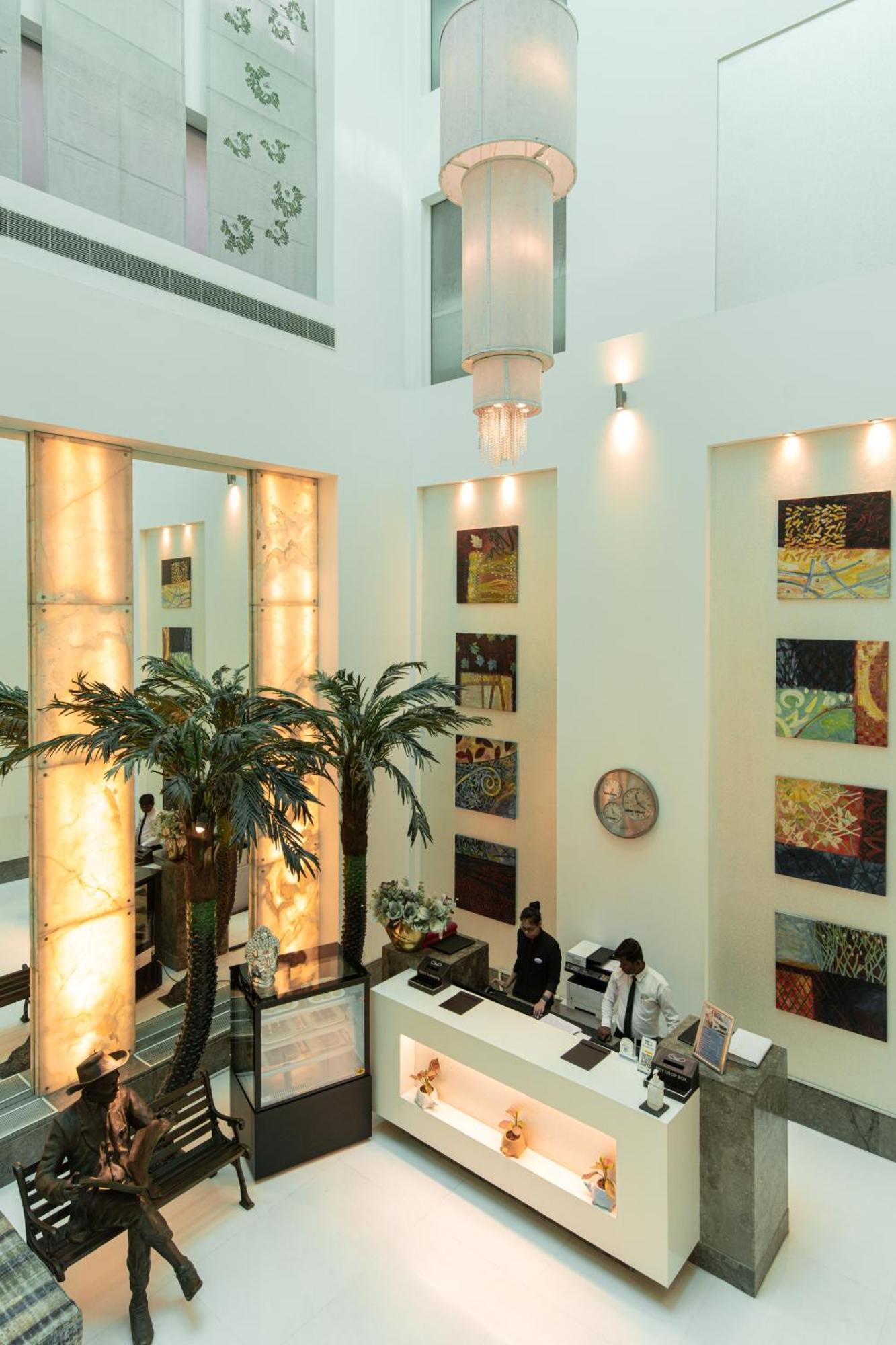 The Ashtan Sarovar Portico Nova Deli Exterior foto